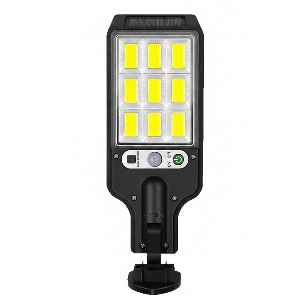 Solar LED Outdoor Wandleuchte auf weißem Hintergrund, E-Commerce-Produktfoto